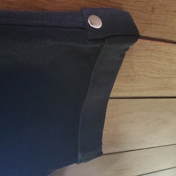 NWOT Venus Black Size Large Drawstring Waist Capri Pants - Picture 4 of 6